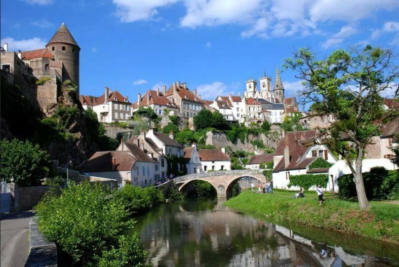 Etape Du Pont Pinard Villa Semur-en-Auxois Bagian luar foto